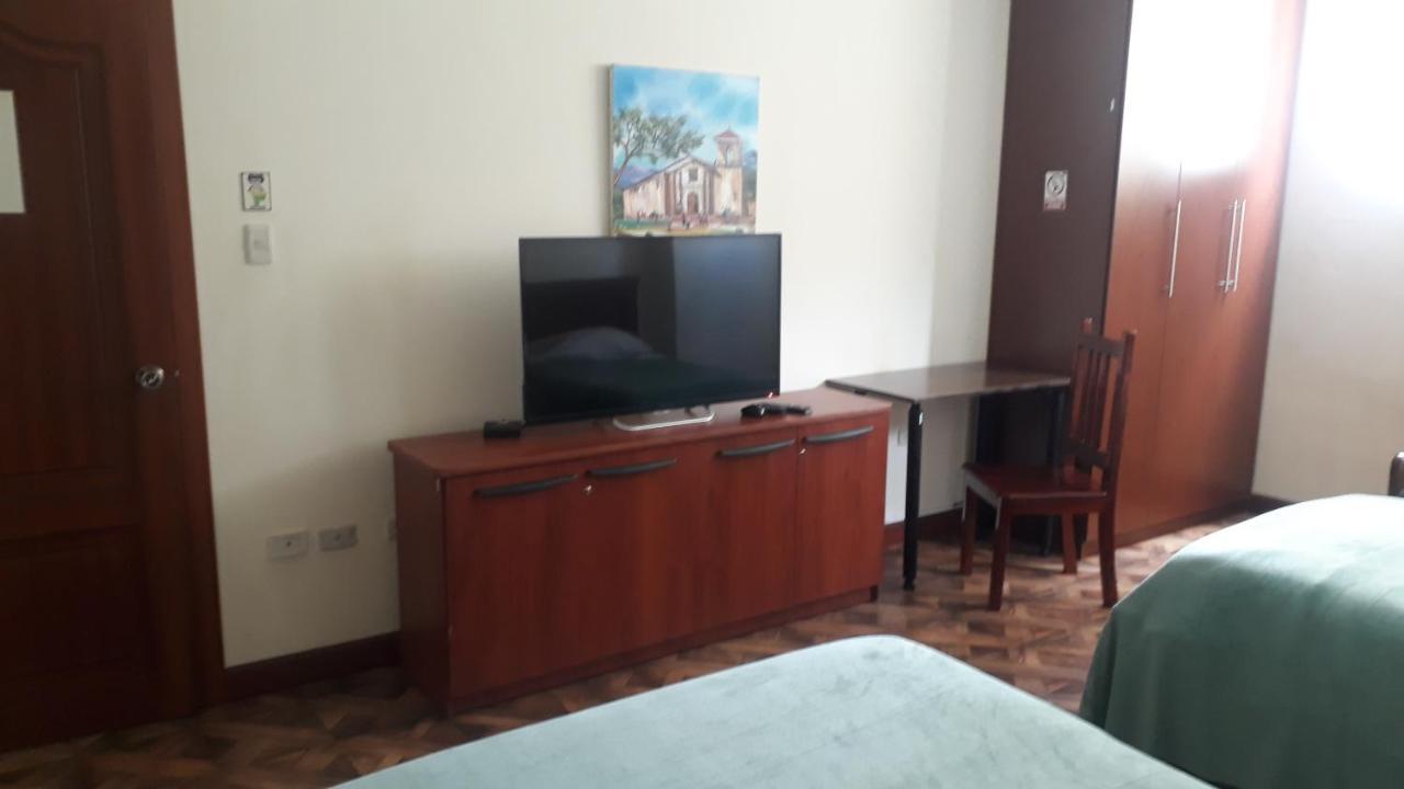 El Cardenal Hotel Loja Esterno foto