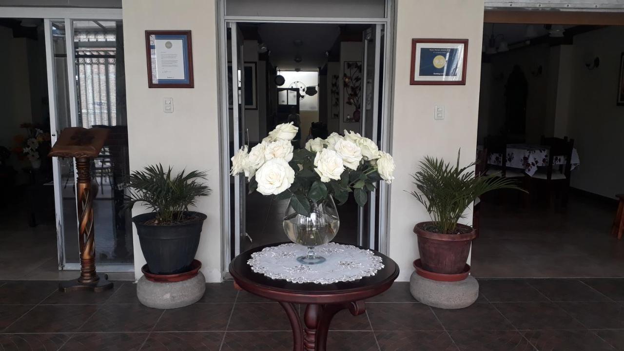El Cardenal Hotel Loja Esterno foto